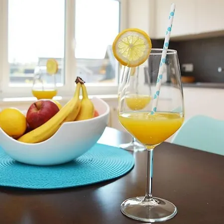 Alpenblick Apartment *