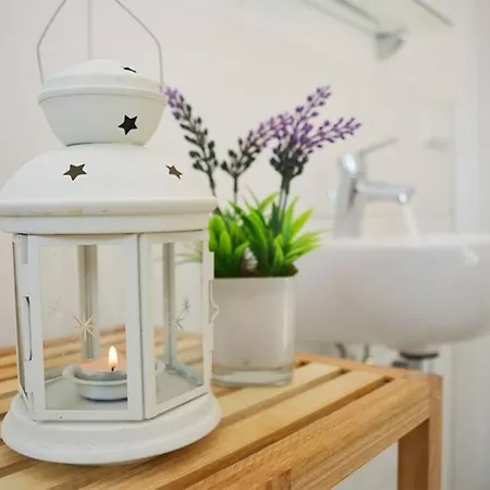 Alpenblick Apartamento *